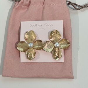 Southern Grace Gold Floral Earrings with Pearl
